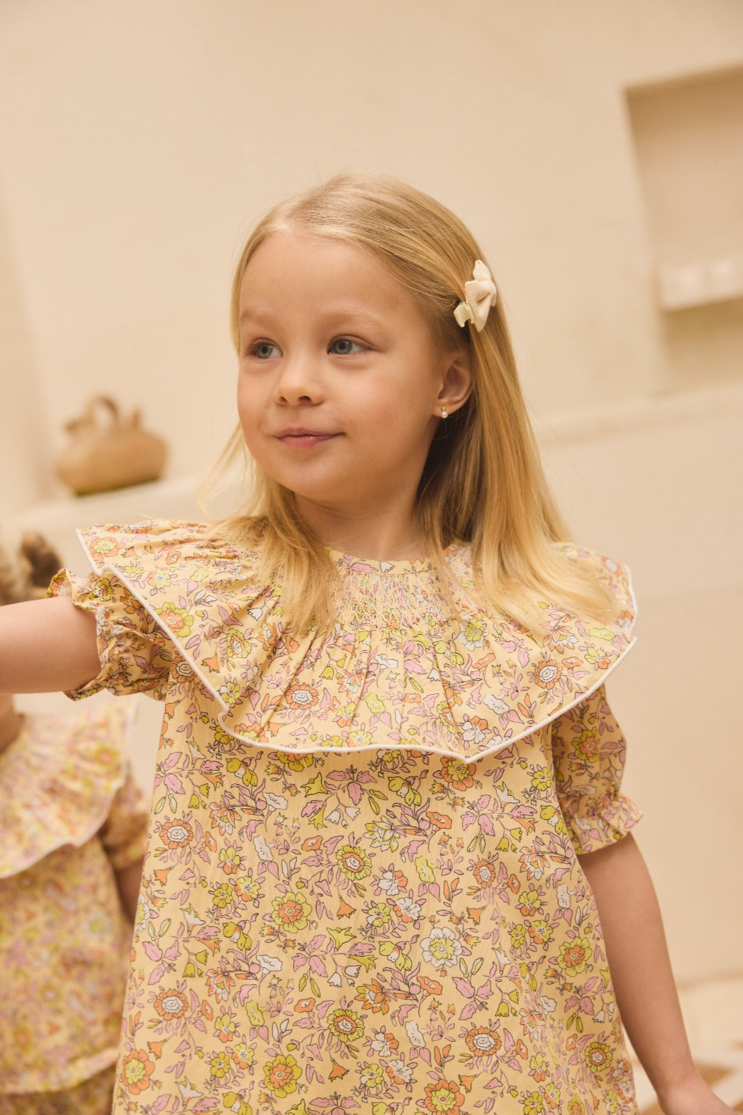 BLUSA FLOR NIDO DE ABEJA