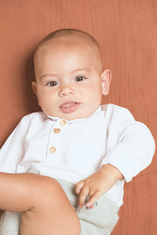 CAMISA POLERA BLANCA