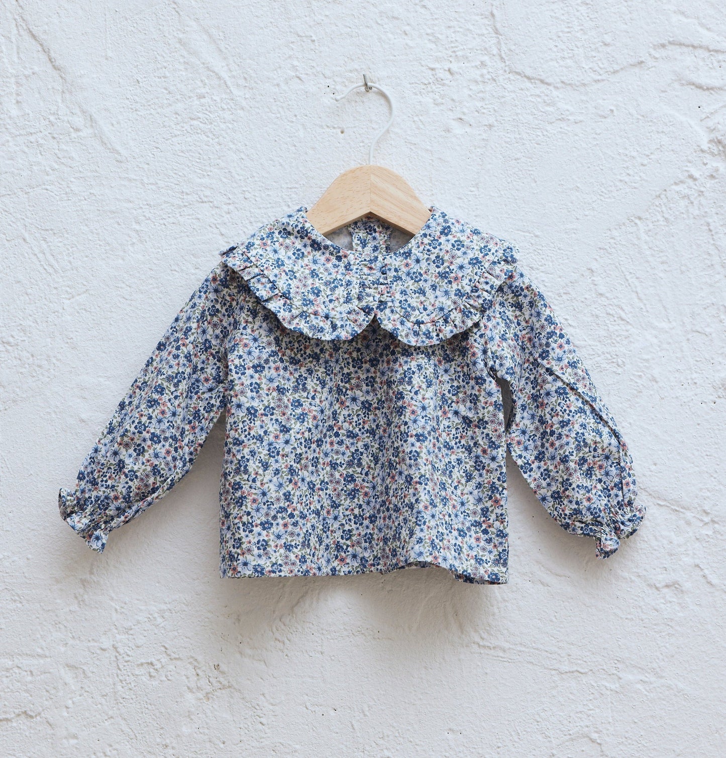 BLUSA FLOR AZUL