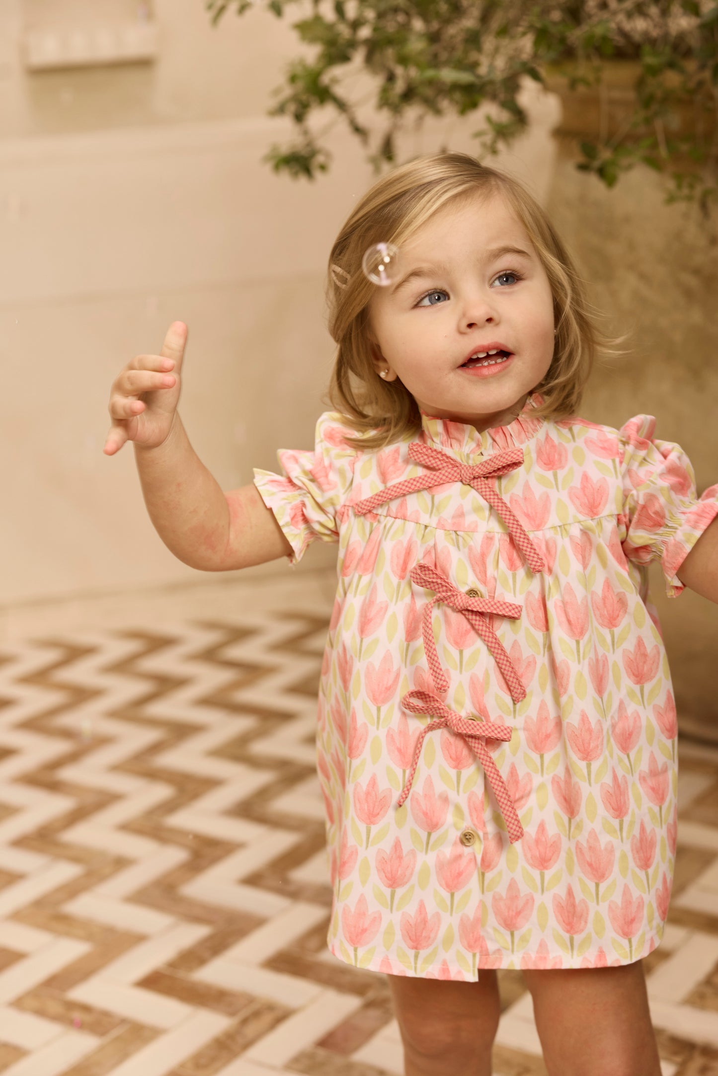 VESTIDO FLORES LAZOS